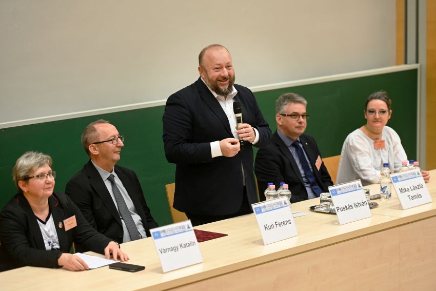 Döntő megnyitó_10